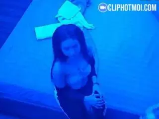 Clip: Đặt cam quay lén ở khách sạn